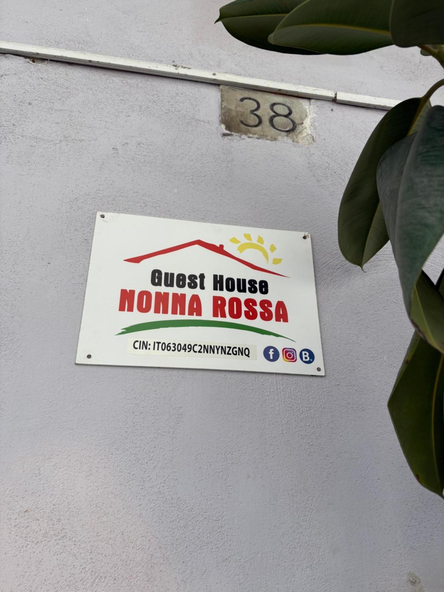 Guest House “Nonna Rossa” Napoli Dış mekan fotoğraf